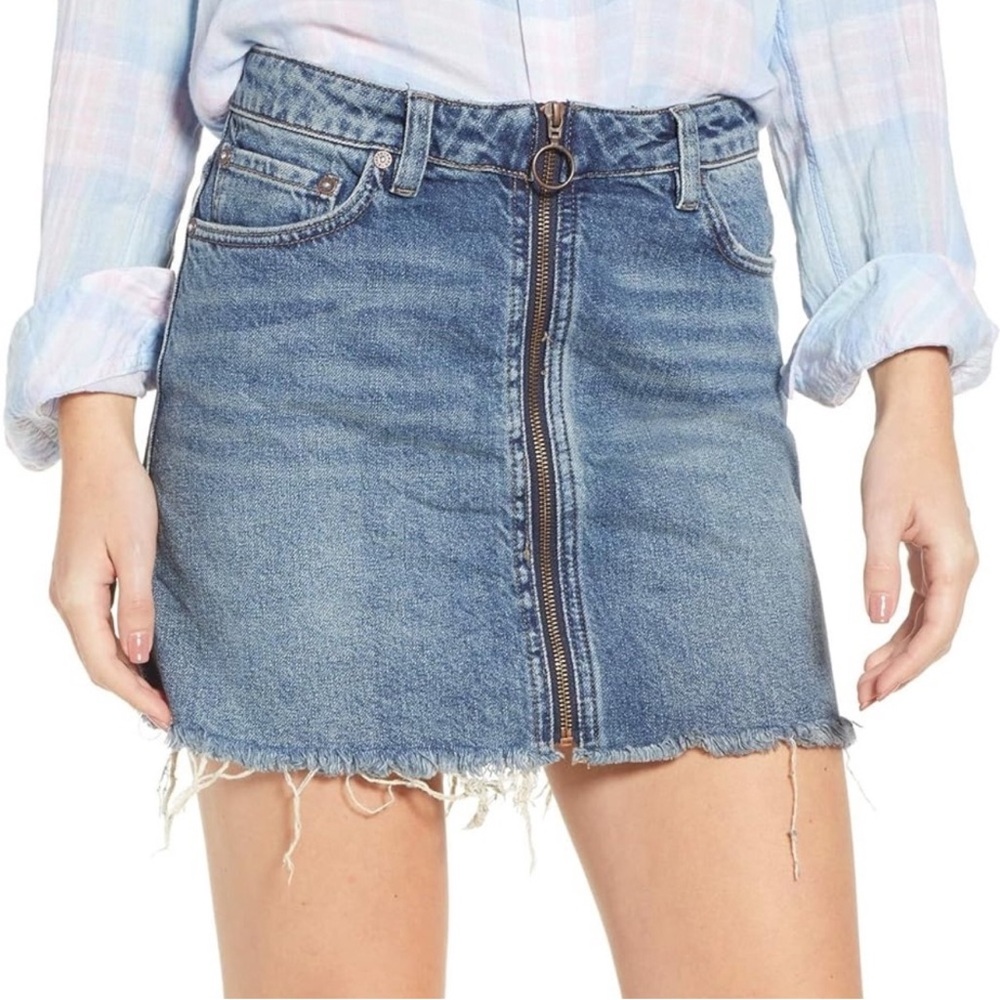 Free People Womens Zip It Up Zipper A-Line Raw Hem Blue Denim Mini Skirt Size 31